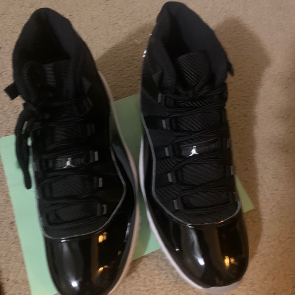 Air Jordan 11 Jubilee - Picture 4 of 6